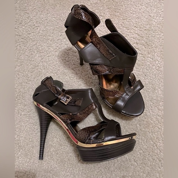 Brand New Pierre Dumas Brown heels with snakeskin print - Picture 3 of 8